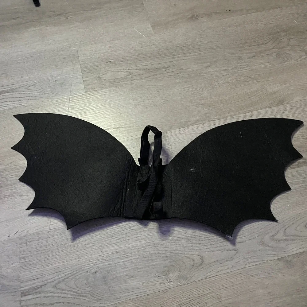 N/A bat wings